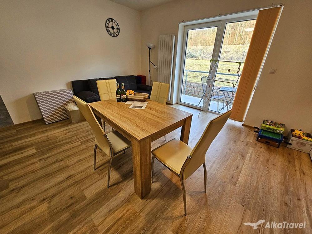 Moderni Apartman Horni Marsov - By Alka Exterior photo